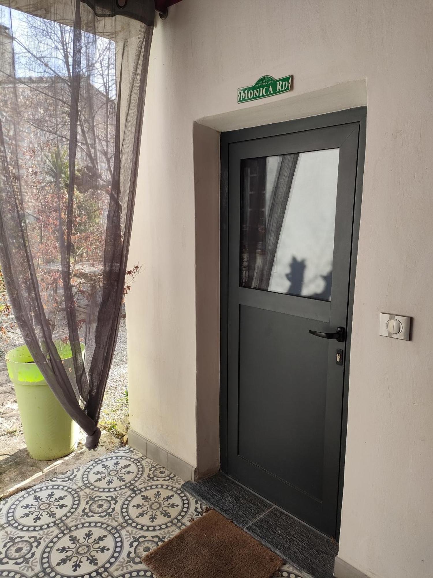 Maison D'Hotes Cote Cour Rasteau Rom bilde